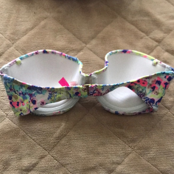 Victoria secret bikini - Picture 2 of 6